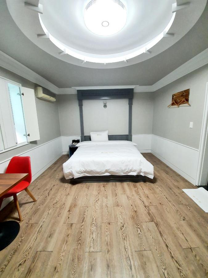 Hill Motel Γκιονγκγού Εξωτερικό φωτογραφία